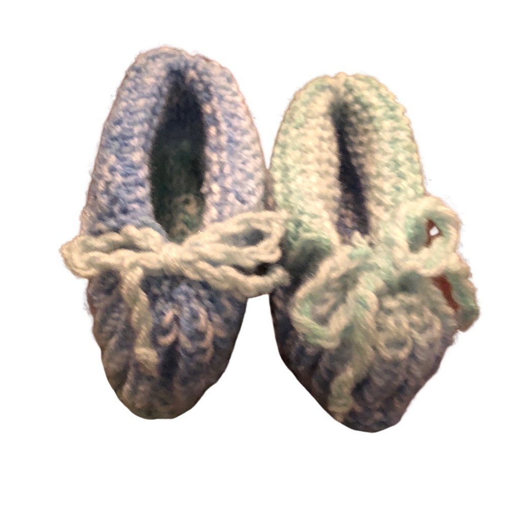 Hand Knit Baby Booties, Variegated‎ Yarn w/Bow, Blue/Green NWOT Sized 3-6 months - Picture 3 of 7